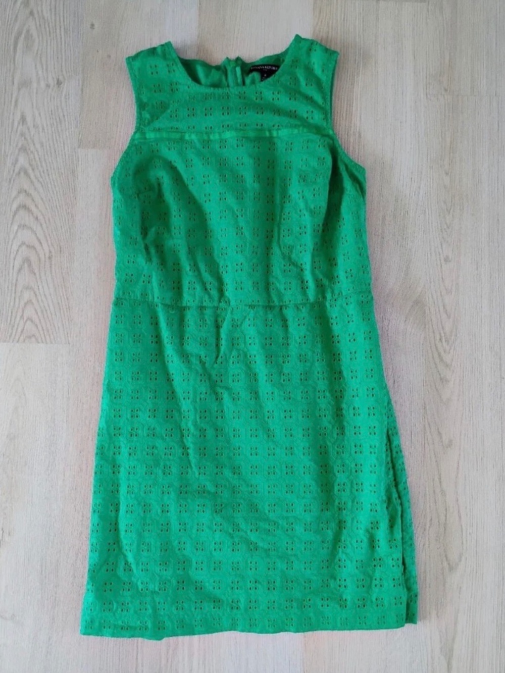 Banana Republic Bright Green Eyelet Mini Dress - Picture 1 of 4